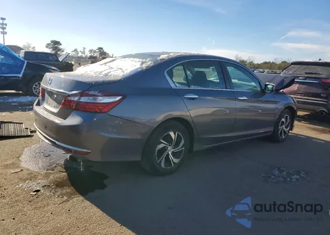 2016 Honda Accord Lx z USA, uszkodzony, nr VIN 1HGCR2F34GA026915